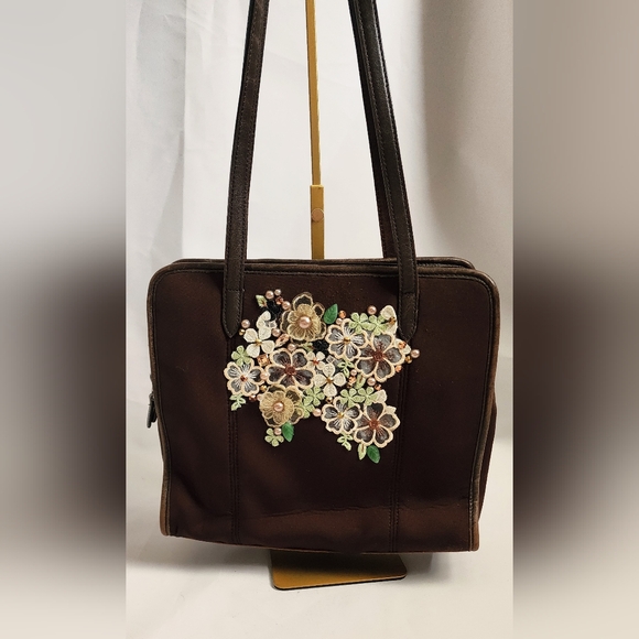 Handmade Coach Pearl Chaos Neoprene Purse - Antique Flowers - Picture 7 of 17